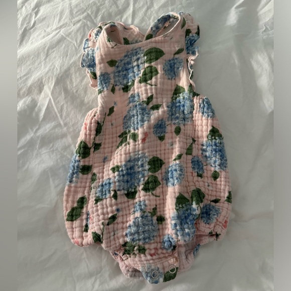 12/18 M Angel Dear Hydrangea Muslin Cotton Ruffle Bib Bubble Sunsuit Romper - Picture 9 of 10